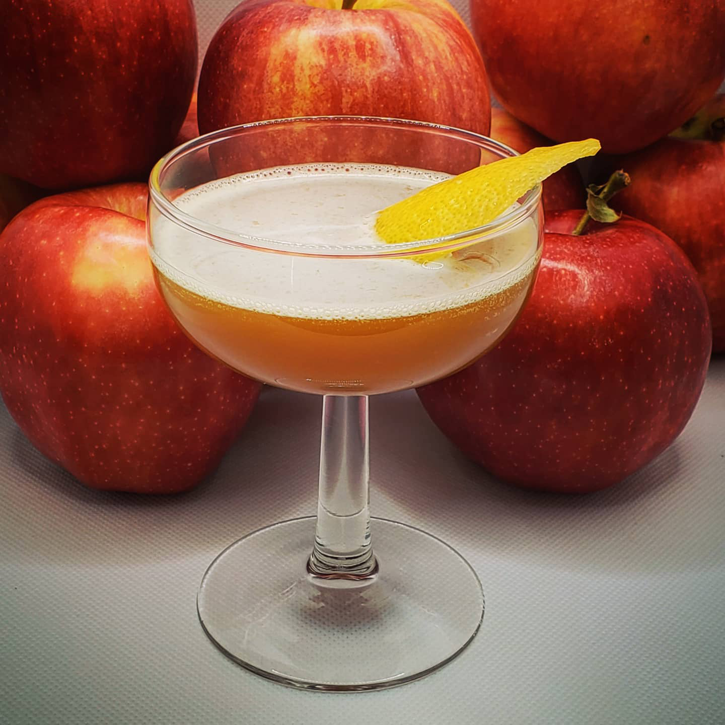 Fall Cocktail Apples Barsys